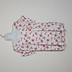 speed limit mph multi-color floral daisy print on white semi sheer v-neck 1X